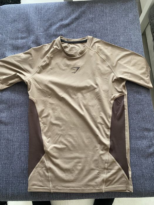 Тениска GYMSHARK 90лв