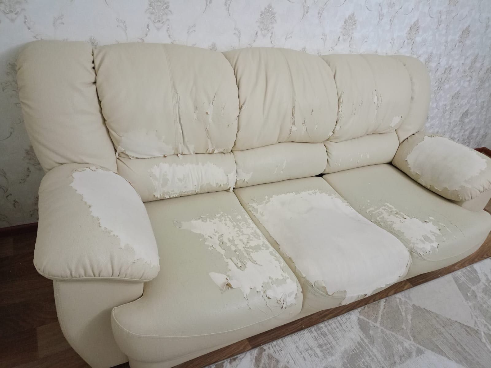 Диван с креслом самовывоз