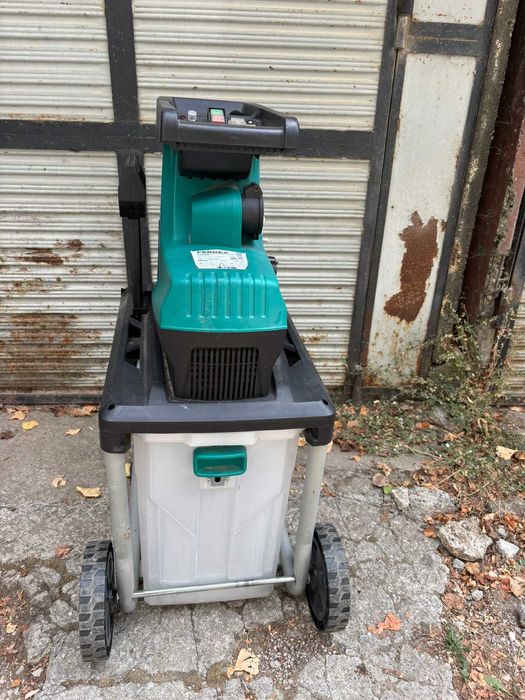 Валцова самопридърпваща дробилка 2800W