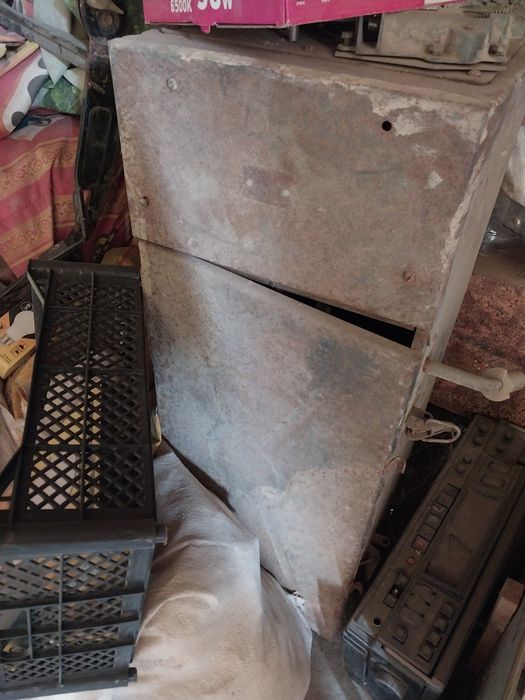 Електро шит сотилади.