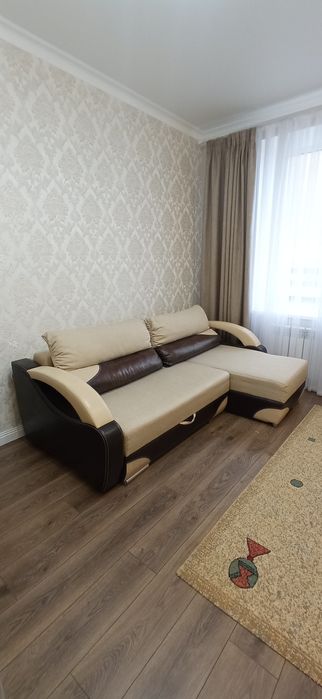 Продам диван в хорошем состояний