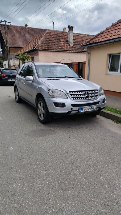Vând Mercedes Ml 320 cdi