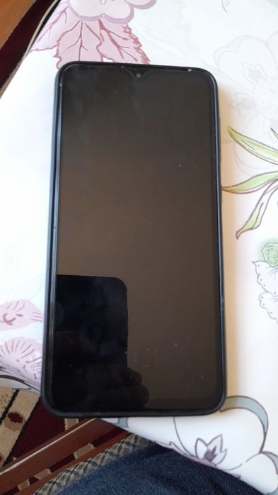 Самсунг А10 телефон сатылады...