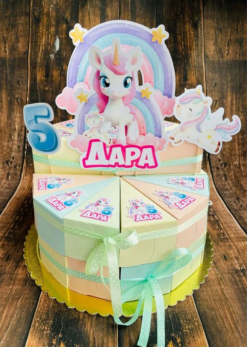 Картонени торти на различни теми