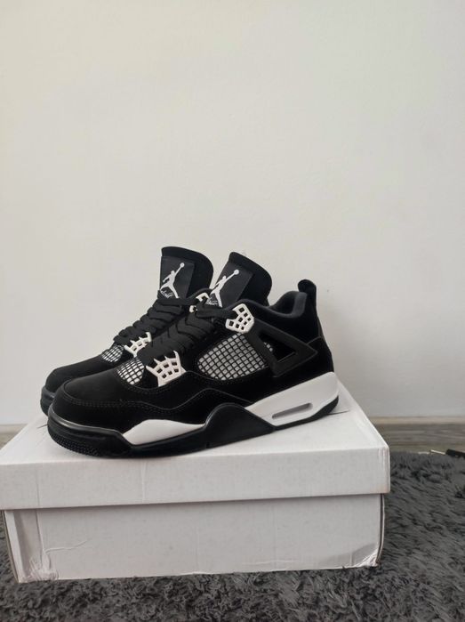 Air Jordan 4 Retro,mai multe modele mărimea 41