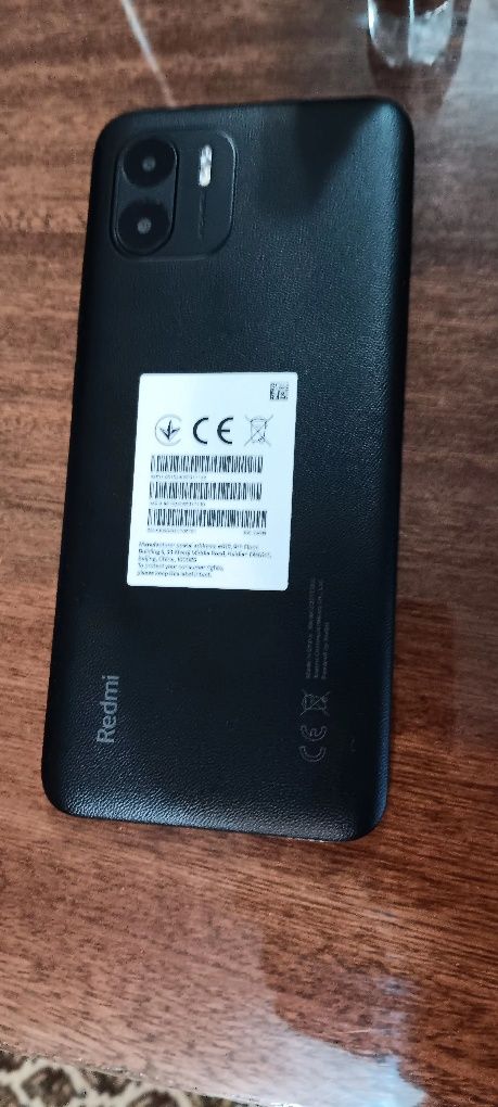 Продавам Xiaomi Redmi a1