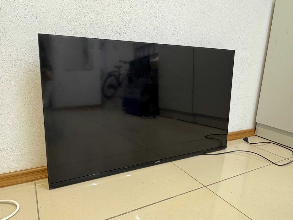 Samsung 43 д-110 см (Темиртау Мира 98 ) лот 722223