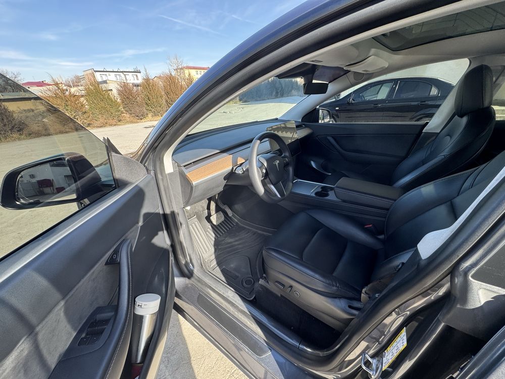 Tesla Model Y, Dual Motor 2021