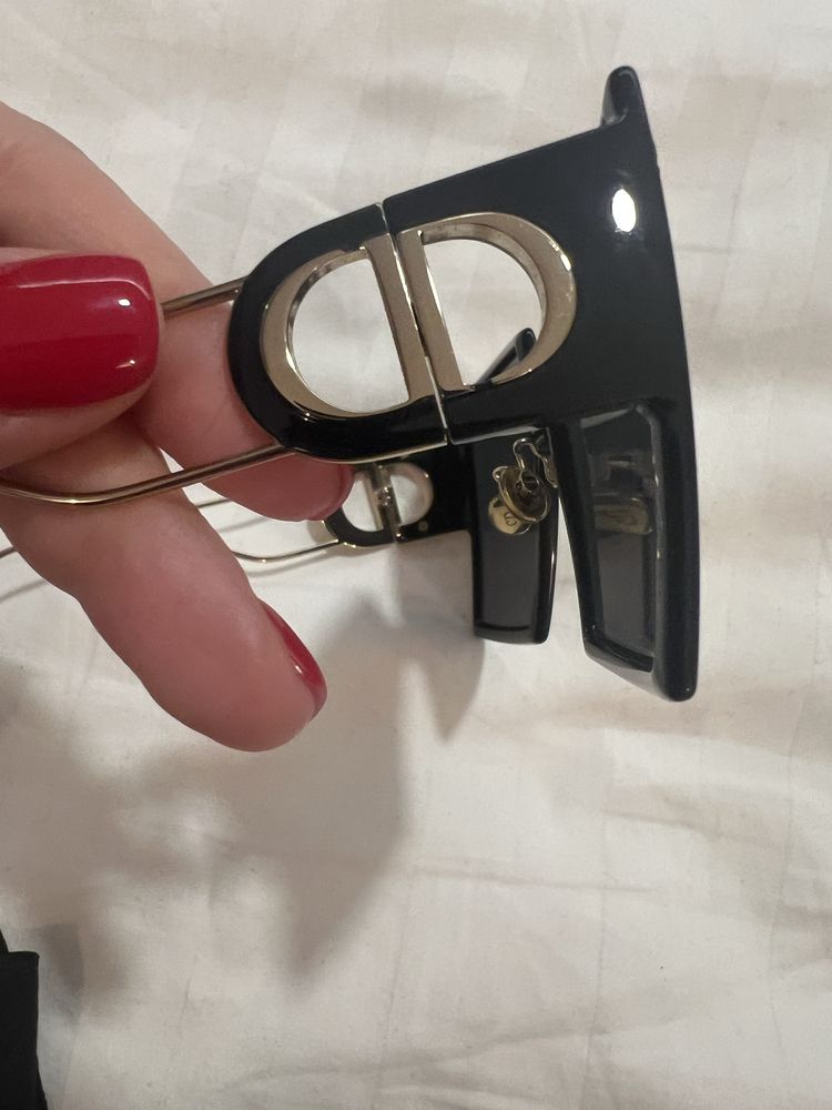 Vand ochelari Dior originali 30 Montaigne pret 1000lei