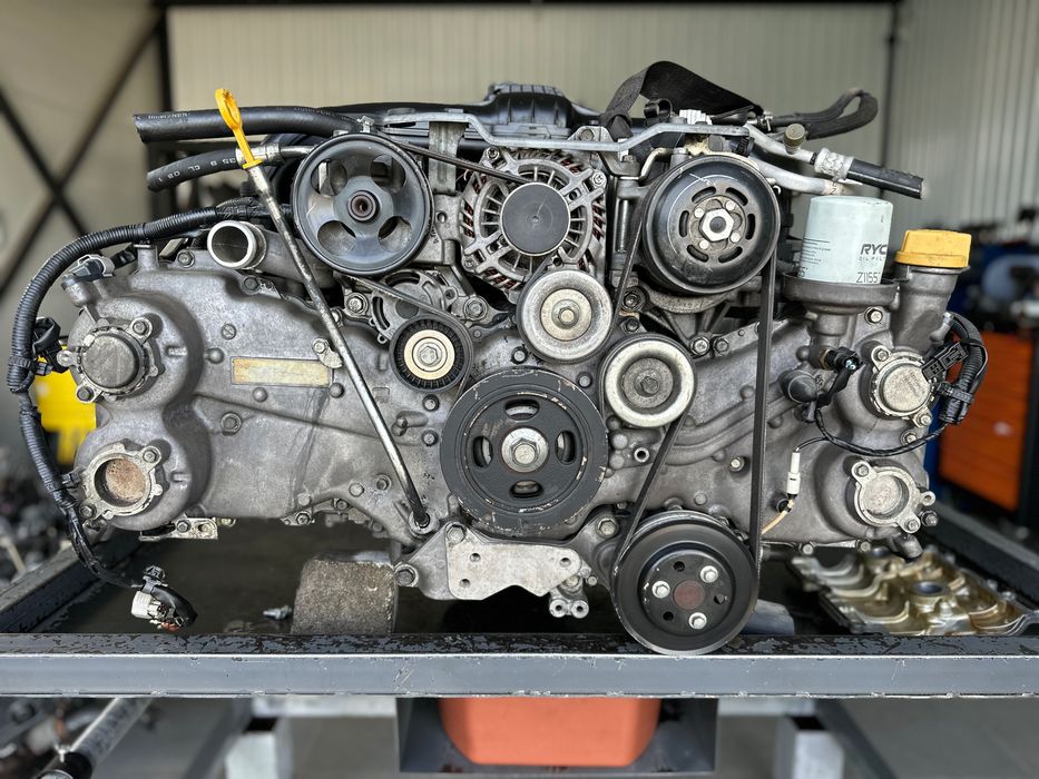 Двигатель на Subaru FB25 (уточняйте цены)