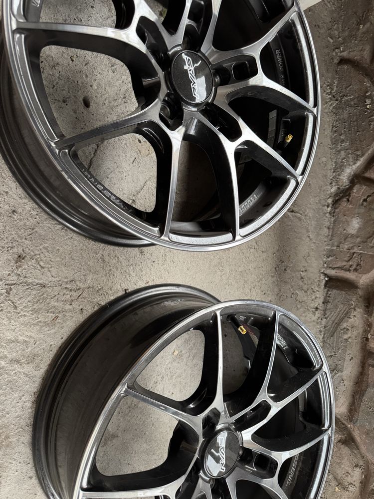 Продам новые диски R17 RAYS
