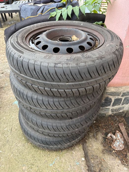 Летни Гуми GOODYEAR 185/65/15. ДОТ21