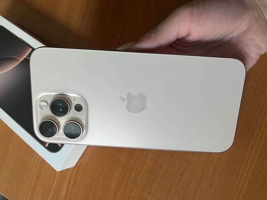 Iphone 16 pro max 100% емкость