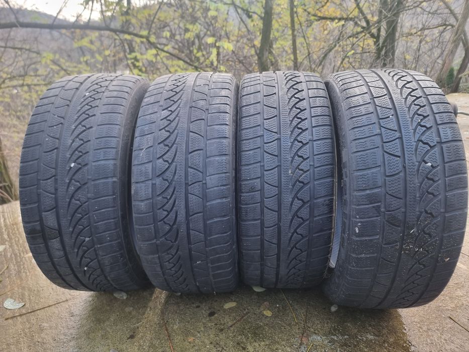 Cauciucuri iarna 225/45/17