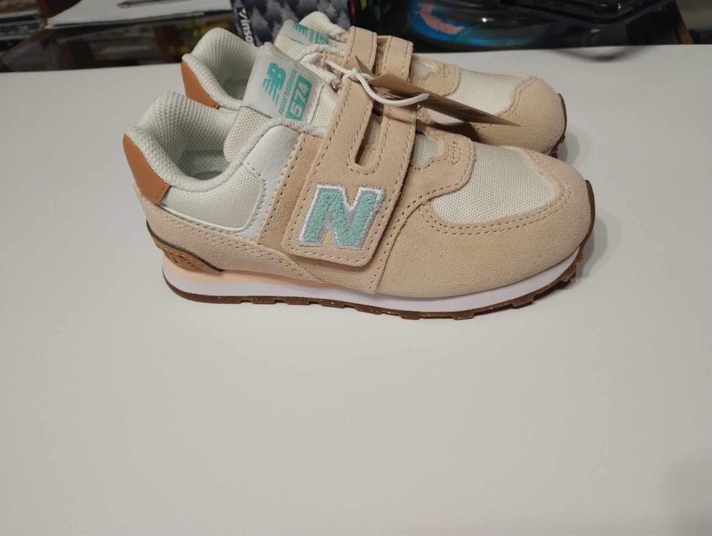 обувки New Balance НОВИ