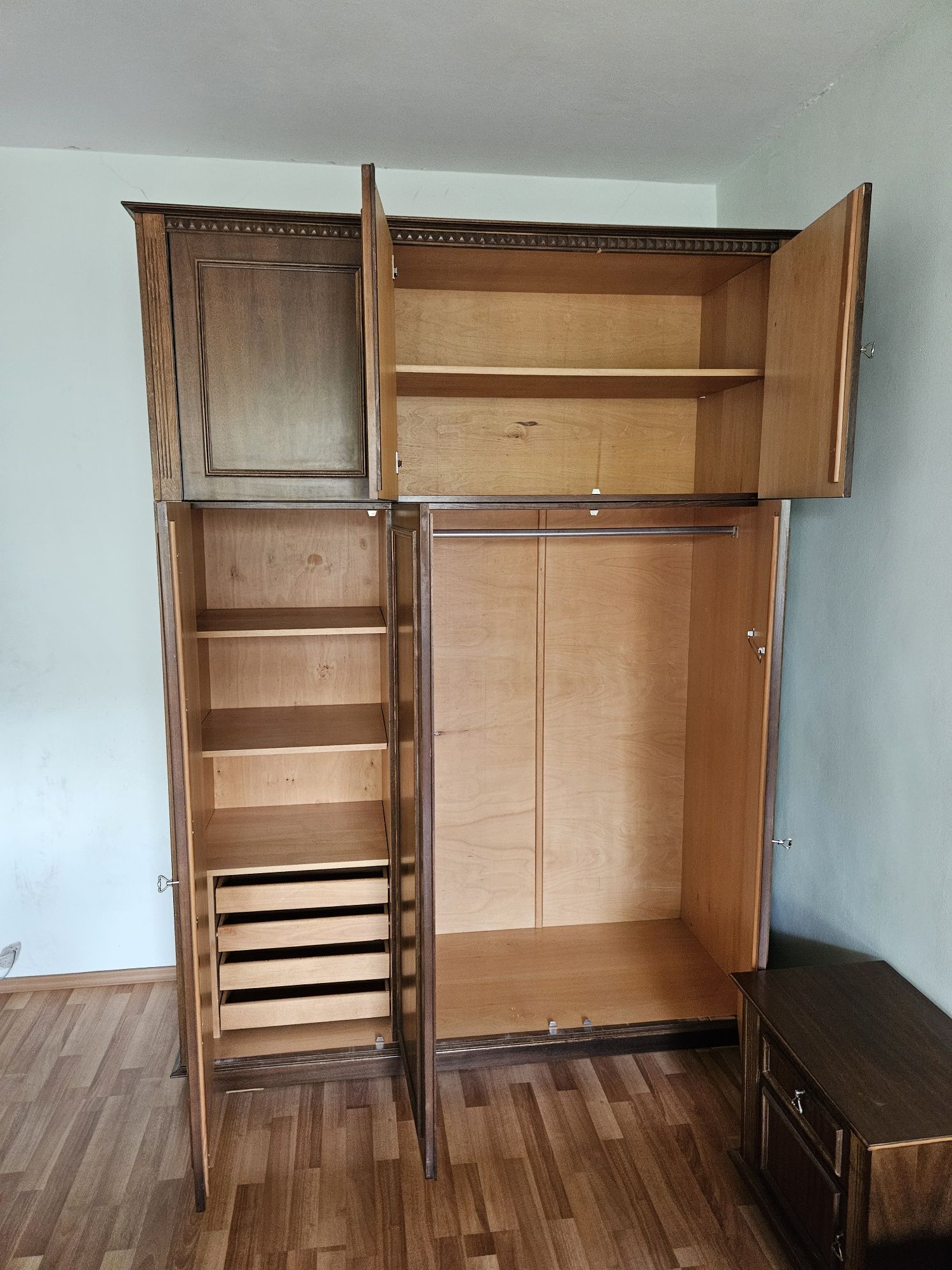 Винтидж мебели за спалня