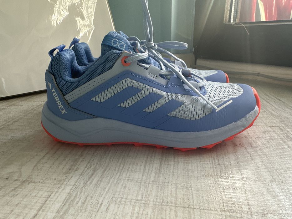 Детски маратонки Адидас Terrex