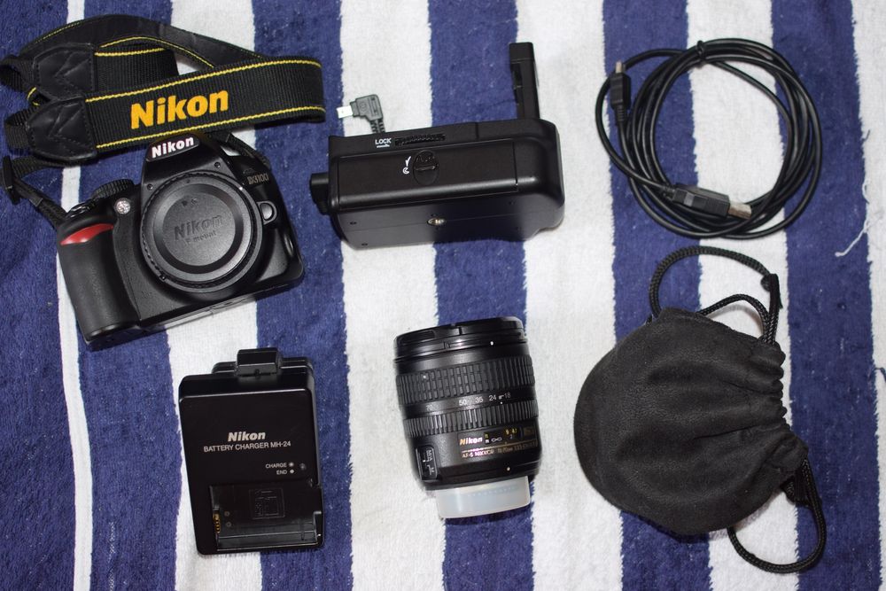 Nikon D3100 + 18-70mm + accesorii