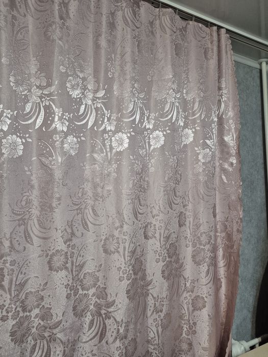 Продам шторы в спальню