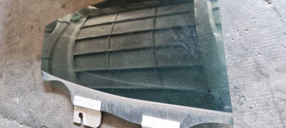 Geam geamuri fata spate stanga dreapta maserati ghibli