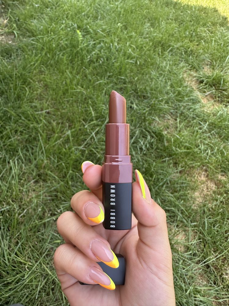 Bobbi Brown , fond de ten , ruj