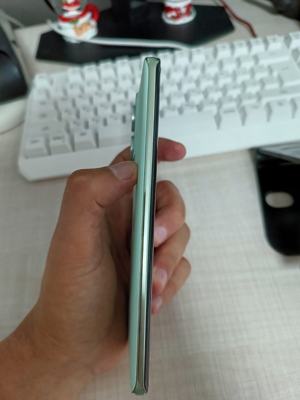 Motorola Edge 40 Neo 5G Без забележки