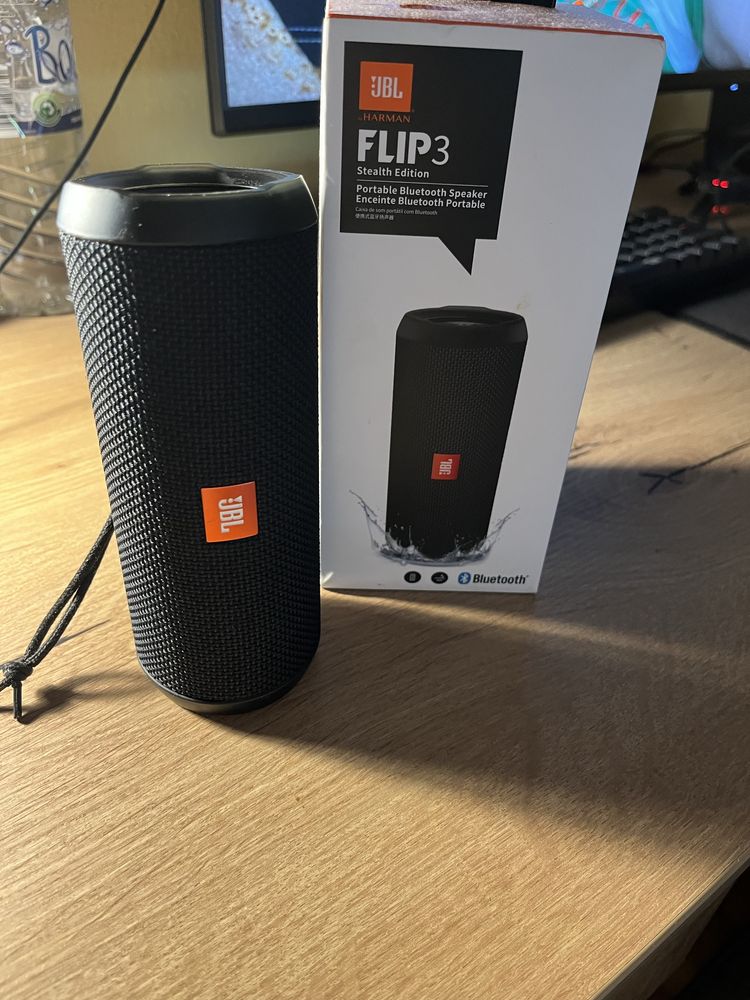 JBL Flip 3 много запазена