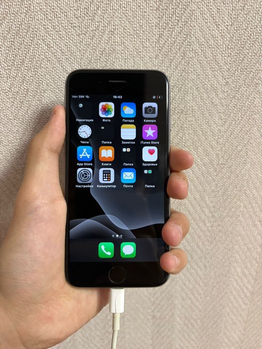 Телефон iPhone 6