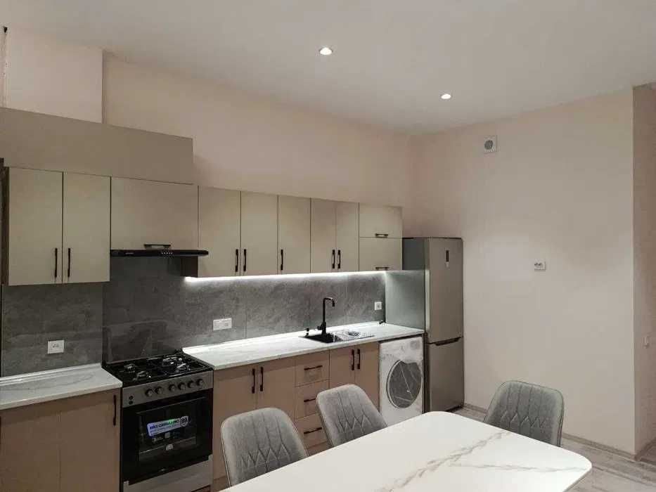 Срочно сдам 3/7/10 на ул Сайрам ор-р ЖК Силк Вей 378*