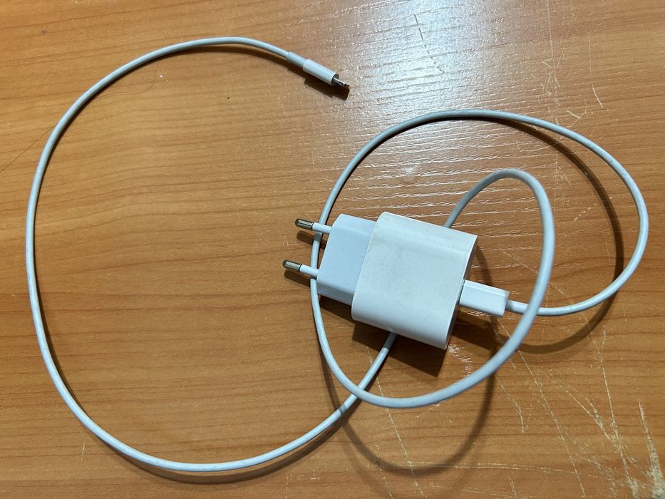 Iphone зарядчикк