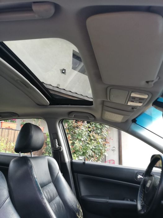Vând Honda Accord CL7 2007