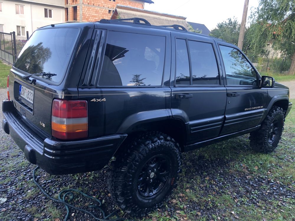 Jeep V8 Grand Cherokee