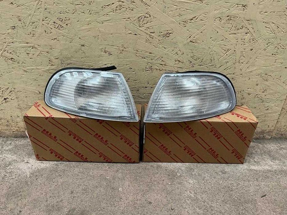 Поворотник Хонда Аккорд 1993- / Honda Accord 1996