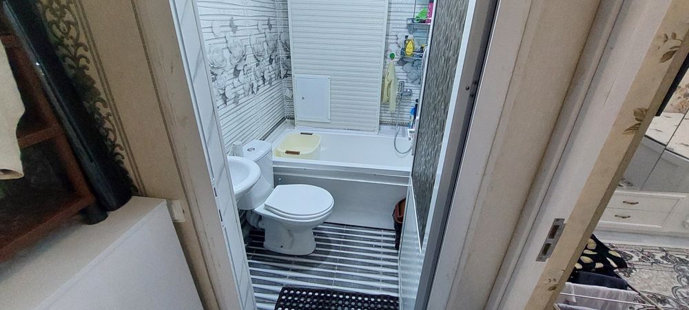 Задаётся 2 вух комнатная  квартир аренду , толко порятични людей п/з