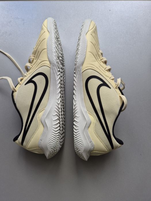 Vand Pantofi Nike Sport Tiempo Legend 10 Academy, mărimea 41.