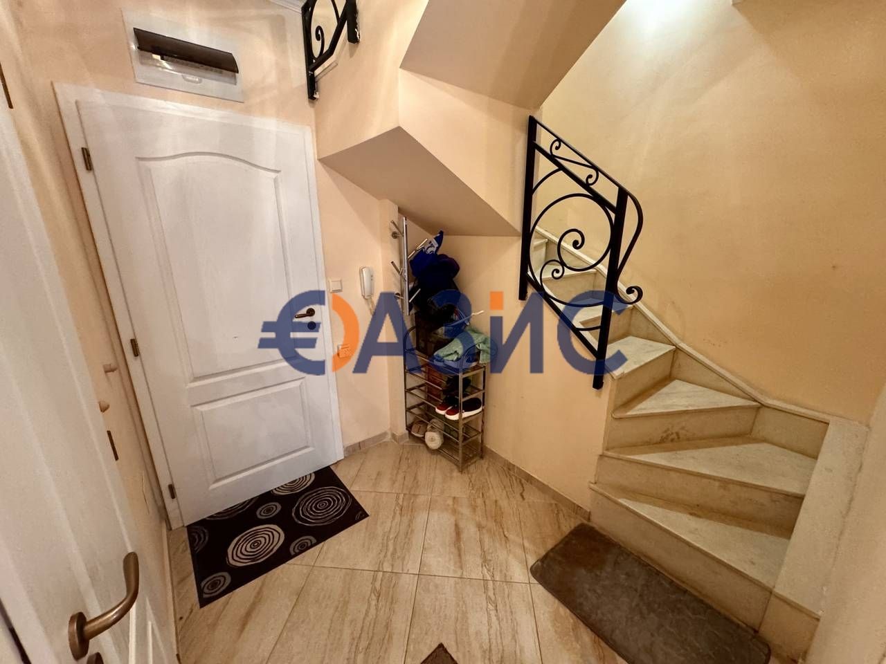 Мезонет с 2 спални в комплекс Венера Палас, 105 кв.м + 15 кв.м двор,
