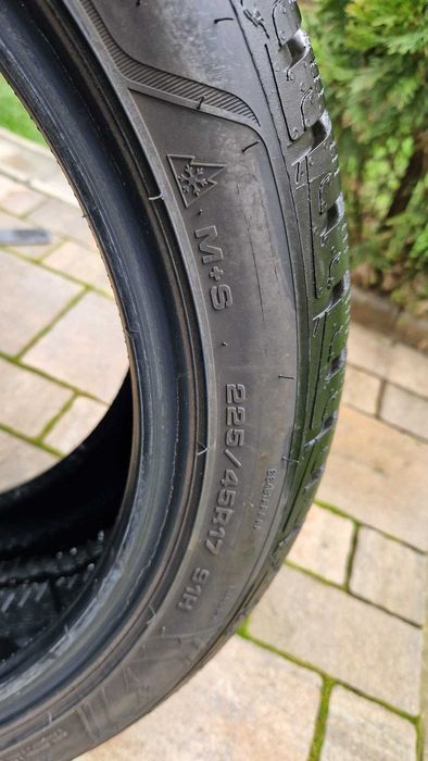 Anvelopa iarna 225 45 R 17 Goodyear