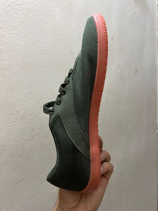 Боси обувки 43 номер