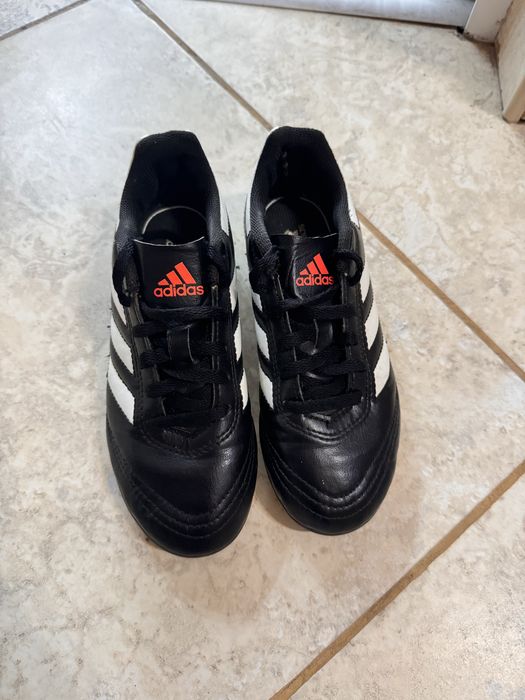 Детски бутонки Adidas