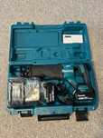 Fierastrau sabie Makita DJR187RTE Nou,2 baterii 5V+incarcator