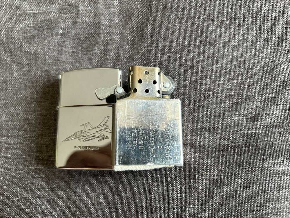 Zippo original din 1999 avion Falcon F16 A/B Fighter