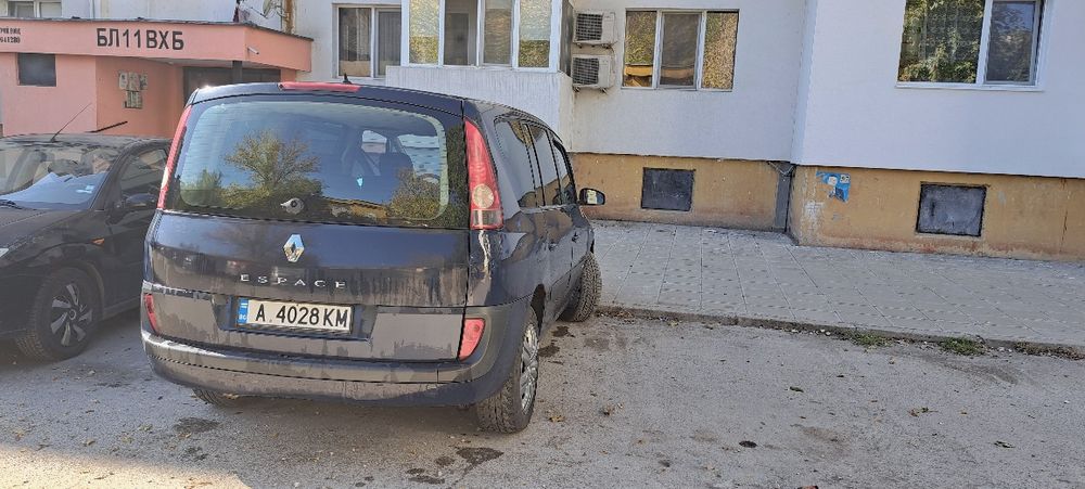 Продавам Renault espace 4 2.2
