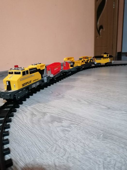 Vând trenuleț copii