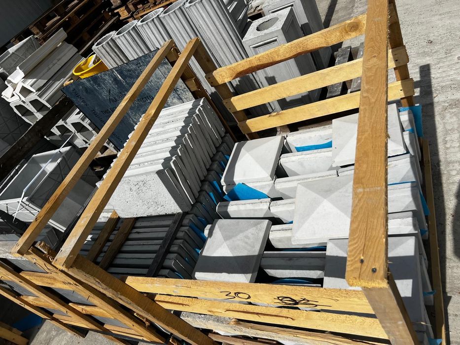Popice,Stalpi pentru balustrada,, capace gard, coame-Producator