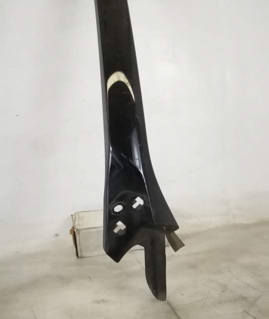 Ornament Stalp Parbriz Dreapta Original In Stare Buna Land Rover  Rang