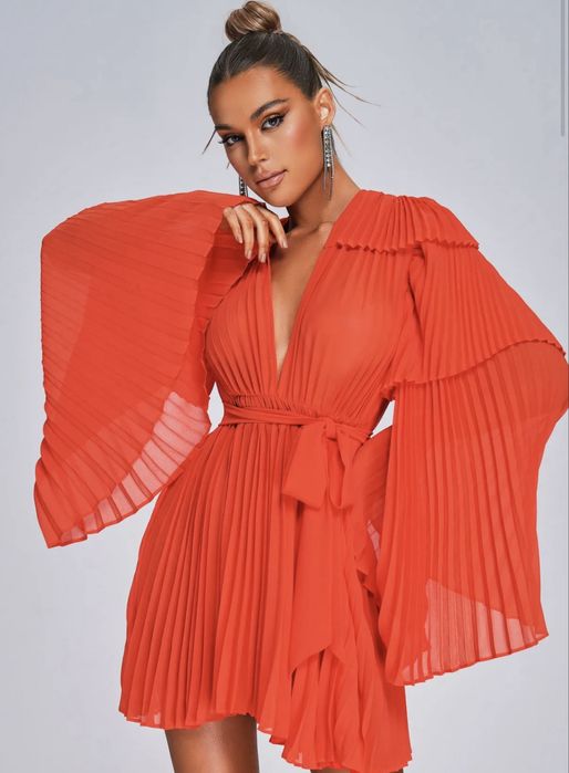 Rochie vaporoasă cu pliuri