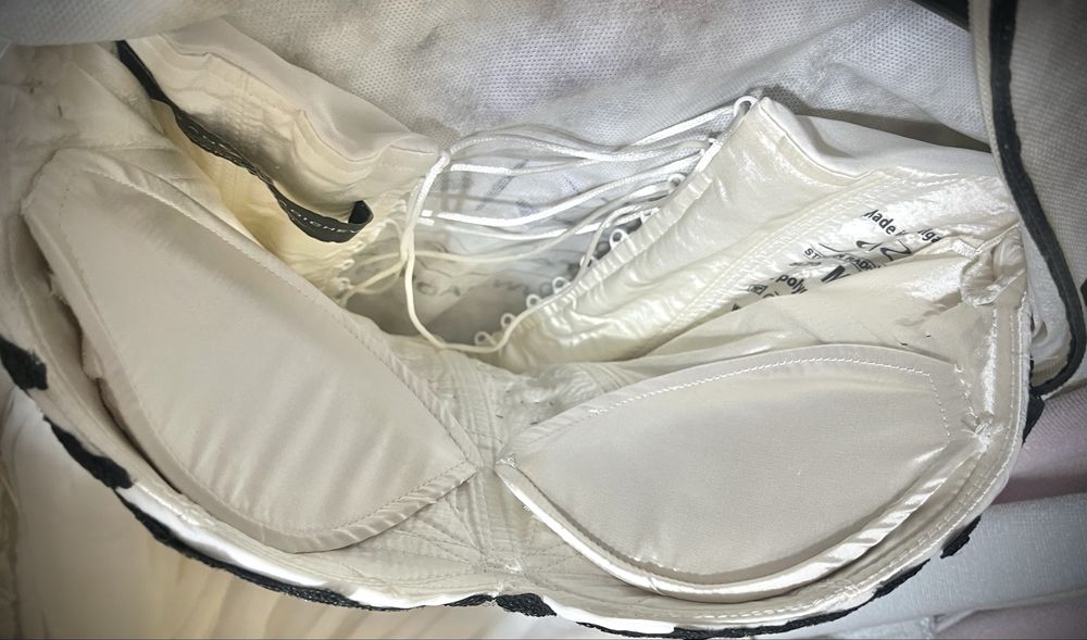 Рокля за бал на Стоян Радичев