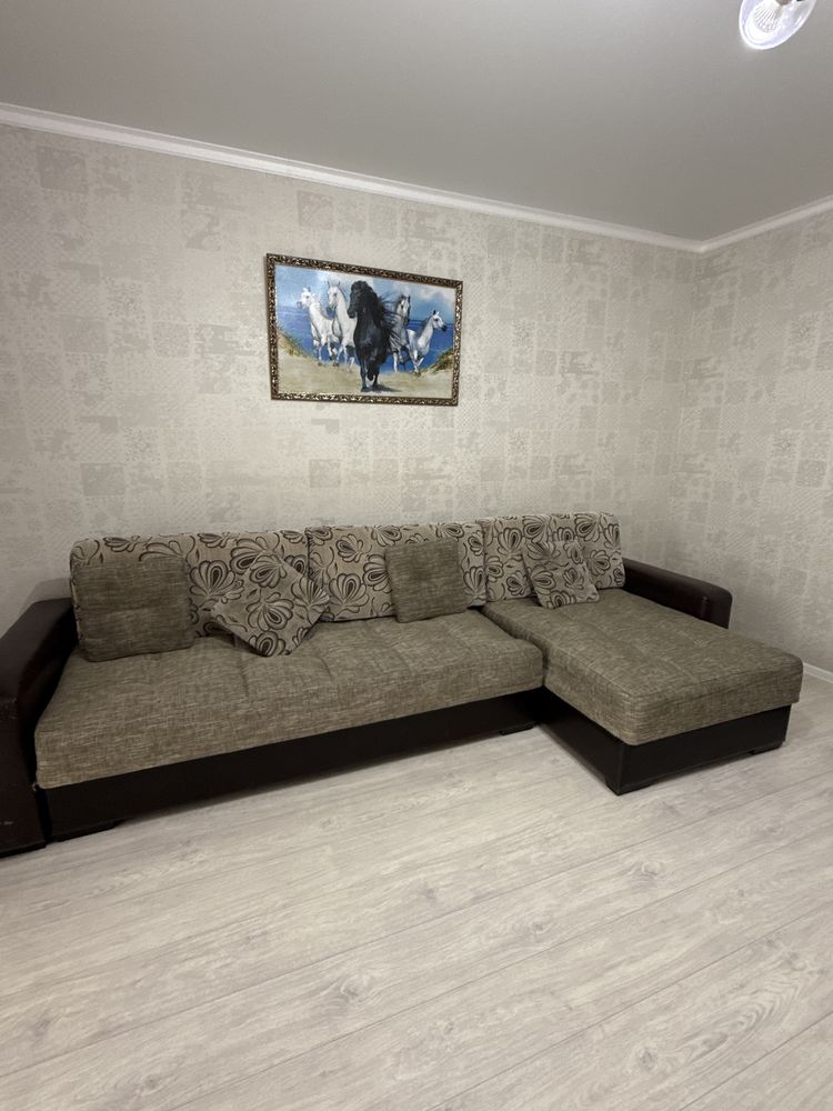 Недорого продам диван