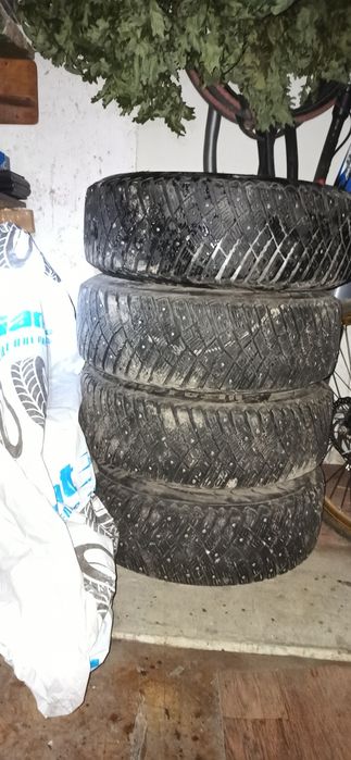 Диски с шинами на 15 разболтовка 5Стояли на авто BMW.Обменяю на 4 разб