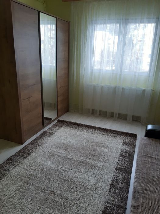 Garsoniera de închiriat